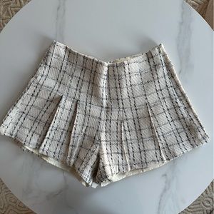 Petal & Pup Tweed Pleated Shorts